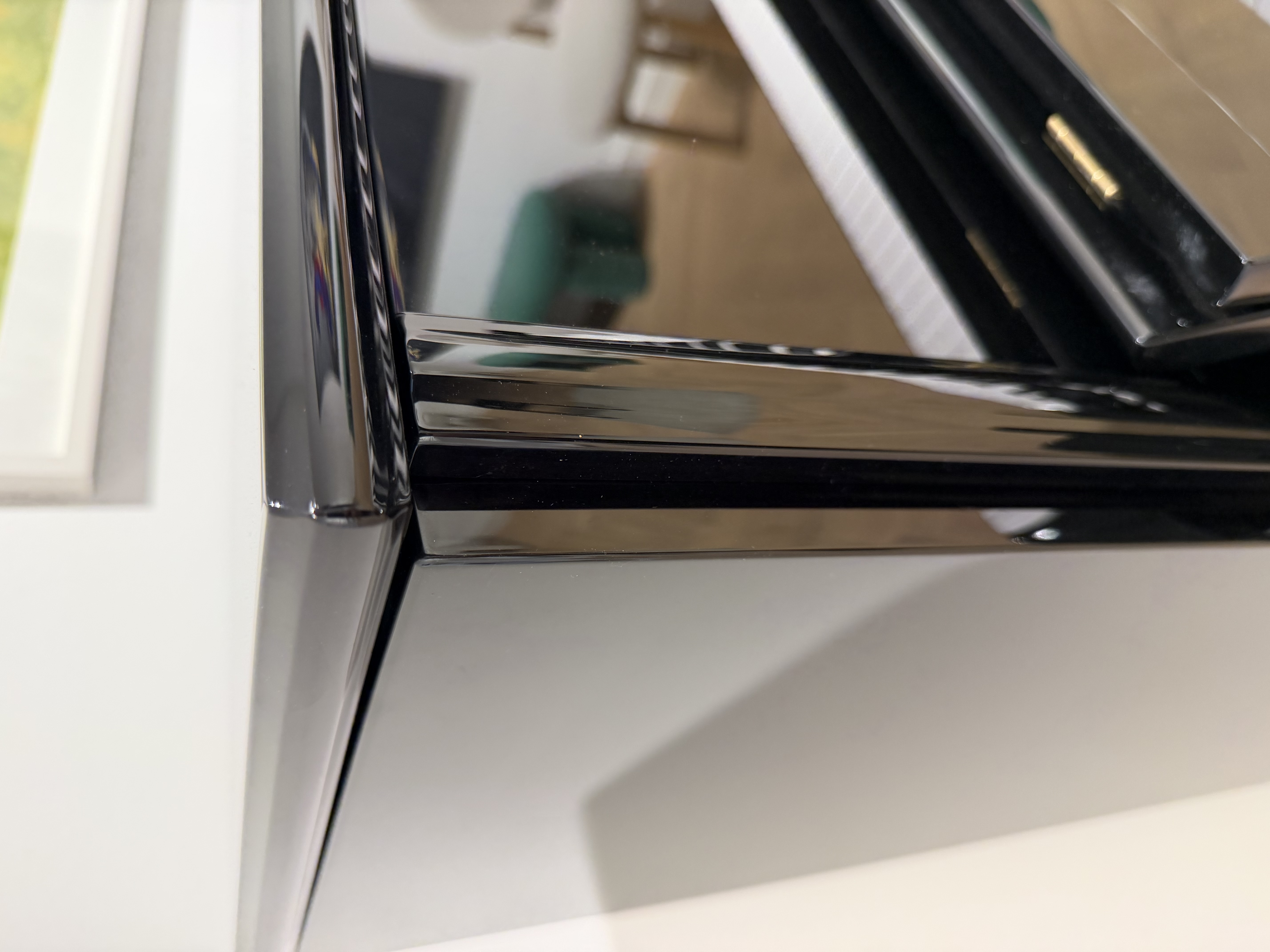 C. Bechstein Elegance 124 mit Silent-System gebraucht (Baujahr 2005) Klavier, Ansicht 6, Pianohaus van Bremen Dortmund