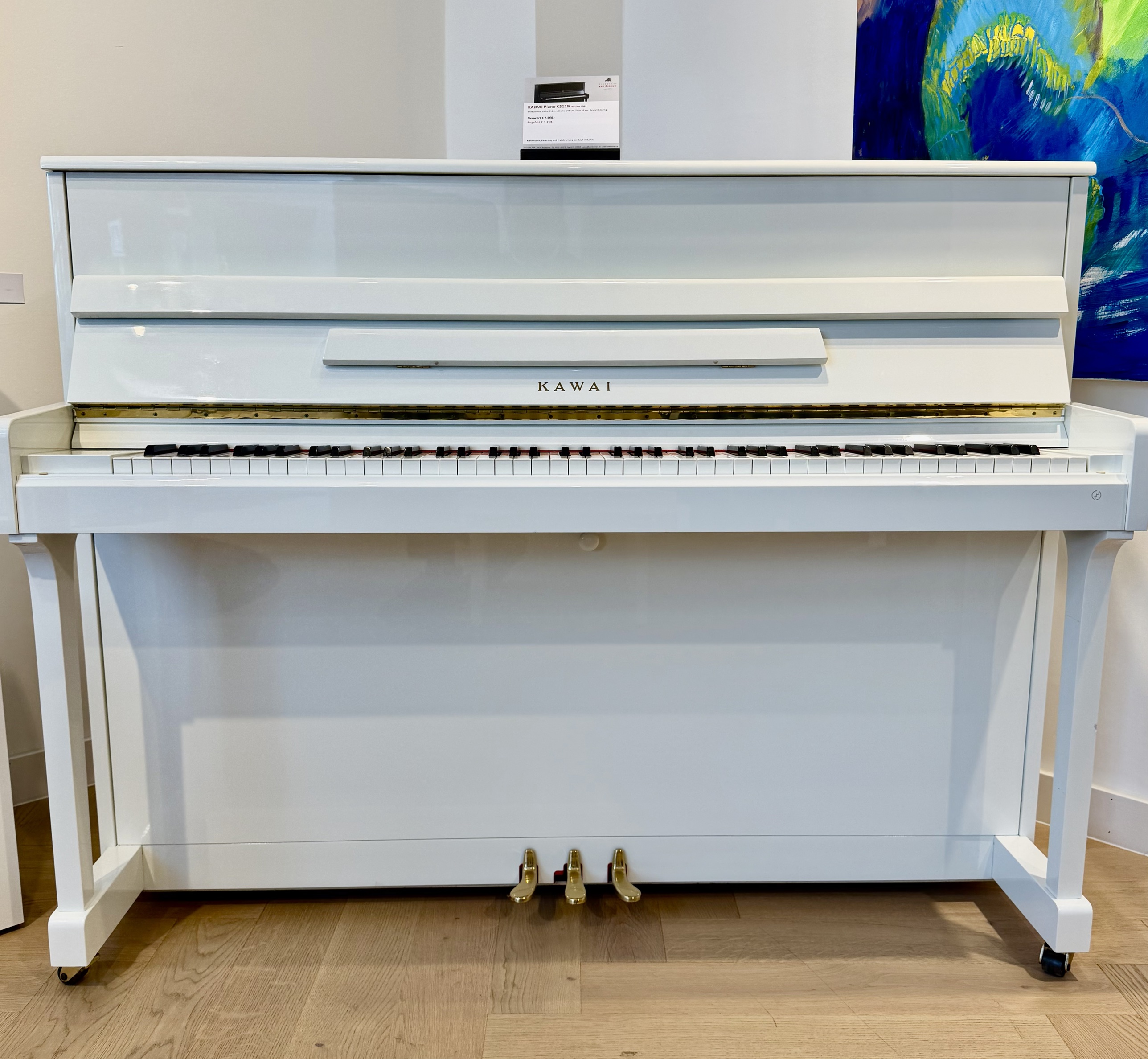 Kawai Klavier CS11N weiß poliert, Frontansicht, gebraucht, Pianohaus van Bremen Dortmund