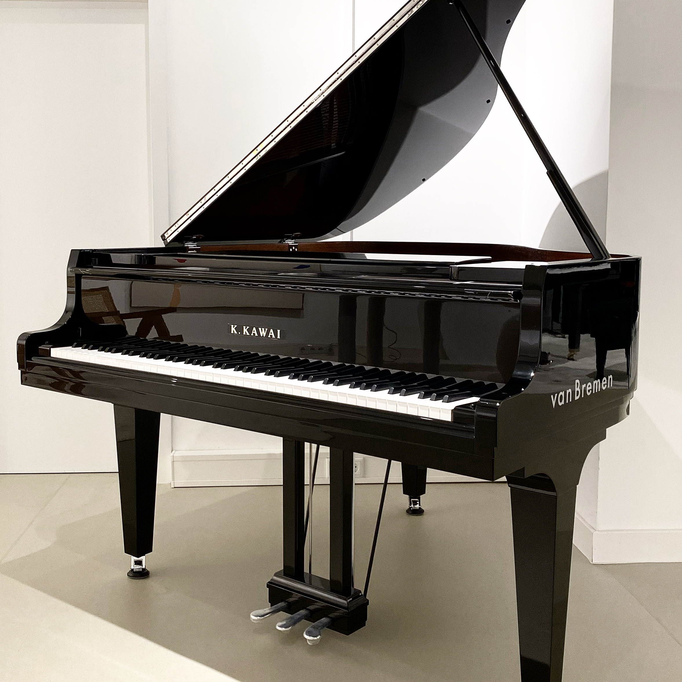 Kawai GL 10 Silver
